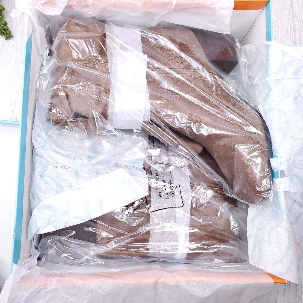 Bare Traps Amerie Knee High Heeled Boots 10 - Picture 8 of 8